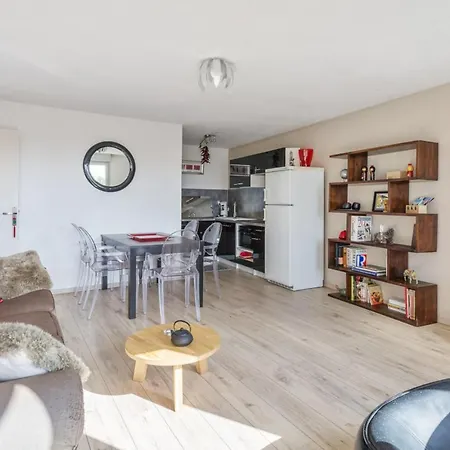 Cosy Flat With Balcony And Parking In Saint-cyprien, - Welkeys Toulouse